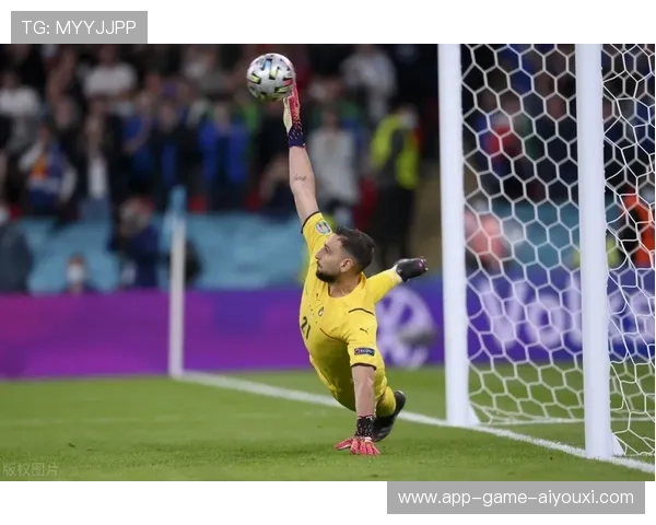 加迪斯依靠顽强拼抢维持局势,展现惊人韧性与不屈精神 加迪斯依靠顽强拼抢维持局势,展现惊人韧性与不屈精神