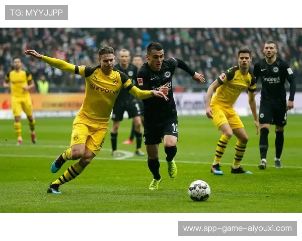 多特蒙德后防在比赛中展现出色稳固性