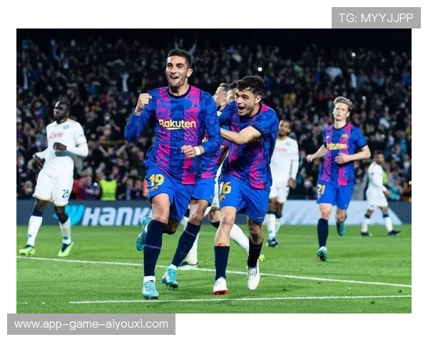 巴萨中场组织精妙，联赛与欧战并肩推进