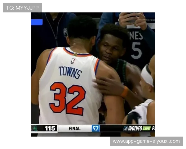 唐斯低位背身连打得分,森林狼保持攻势 唐斯低位背身连打得分,森林狼保持攻势