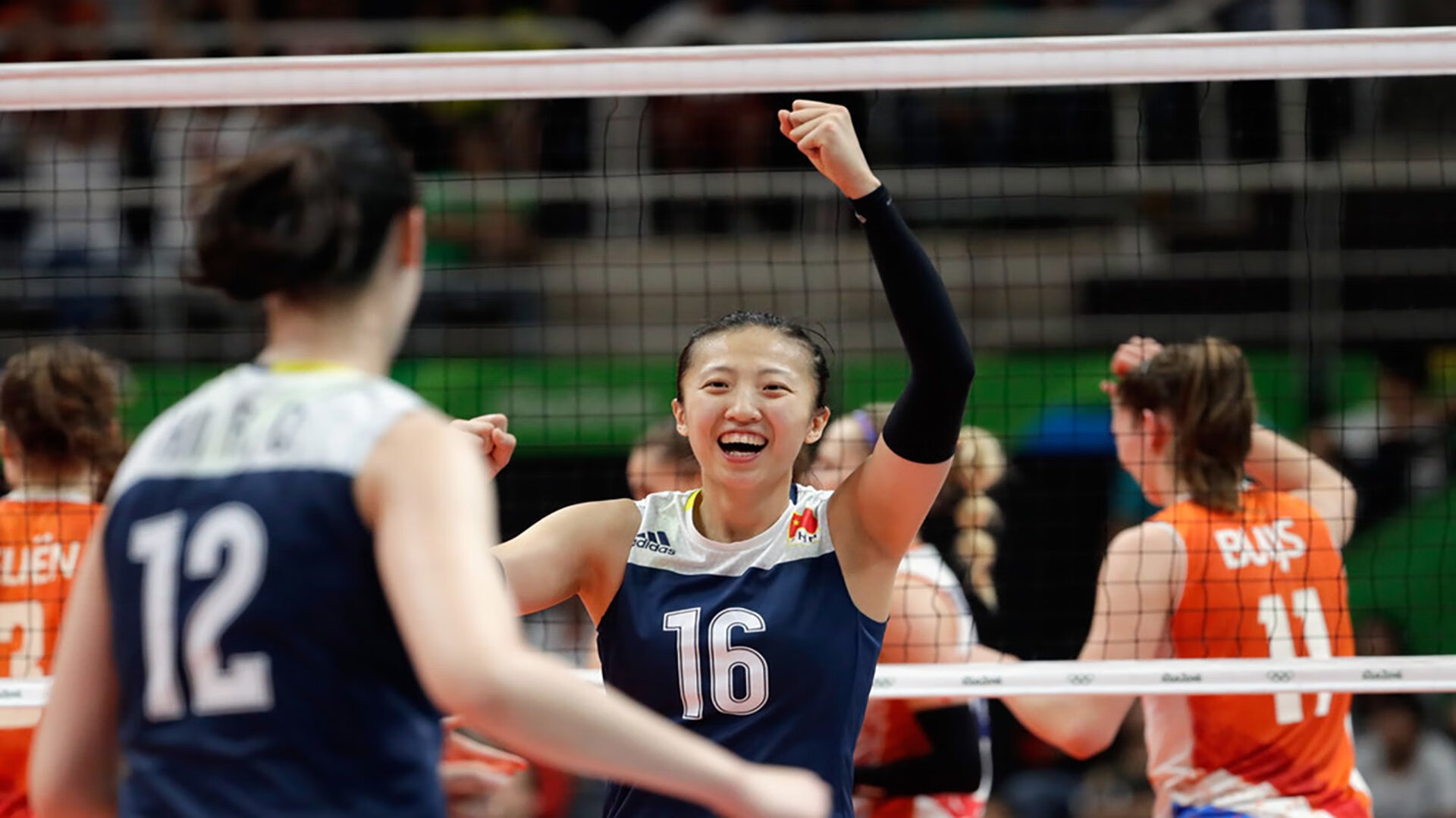 哈维·阿隆索确认:我会留在勒沃库森直至 2026 年夏天,世界杯后才会寻求新东家。